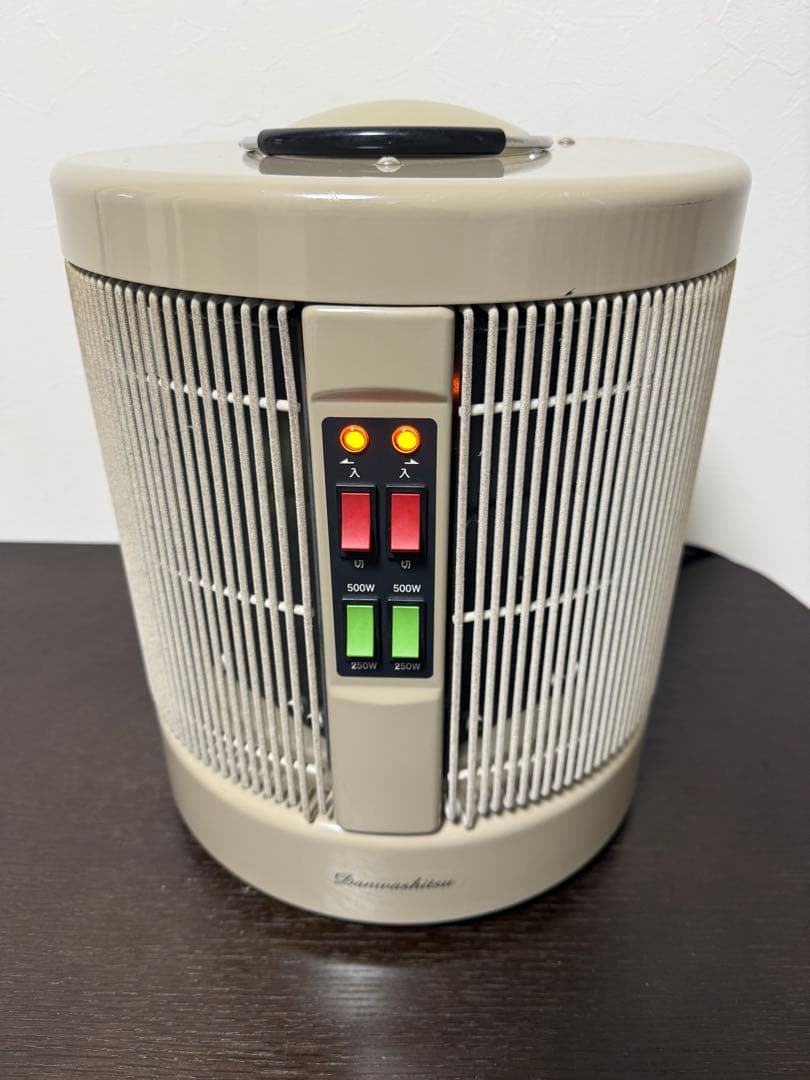 遠赤外線　輻射式　パネルヒーター　暖話室　1000型H　談話室　植毛加工