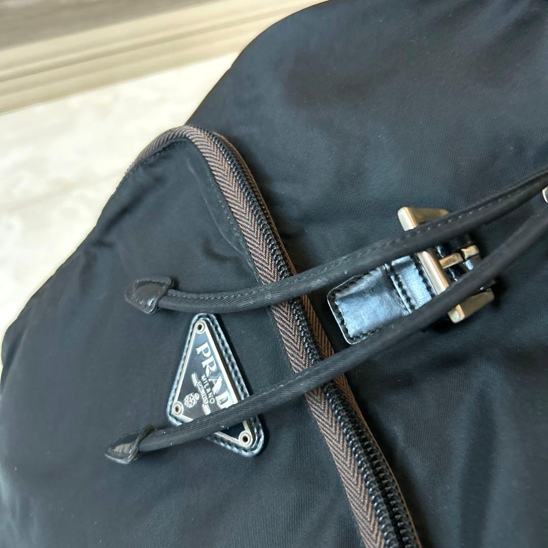 PRADA ブラック ナイロン バックパック　三角ロゴ