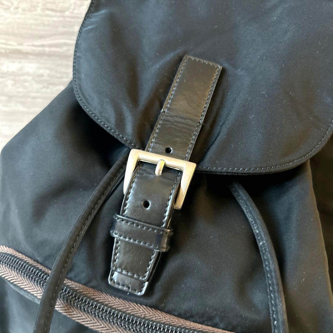 PRADA ブラック ナイロン バックパック　三角ロゴ