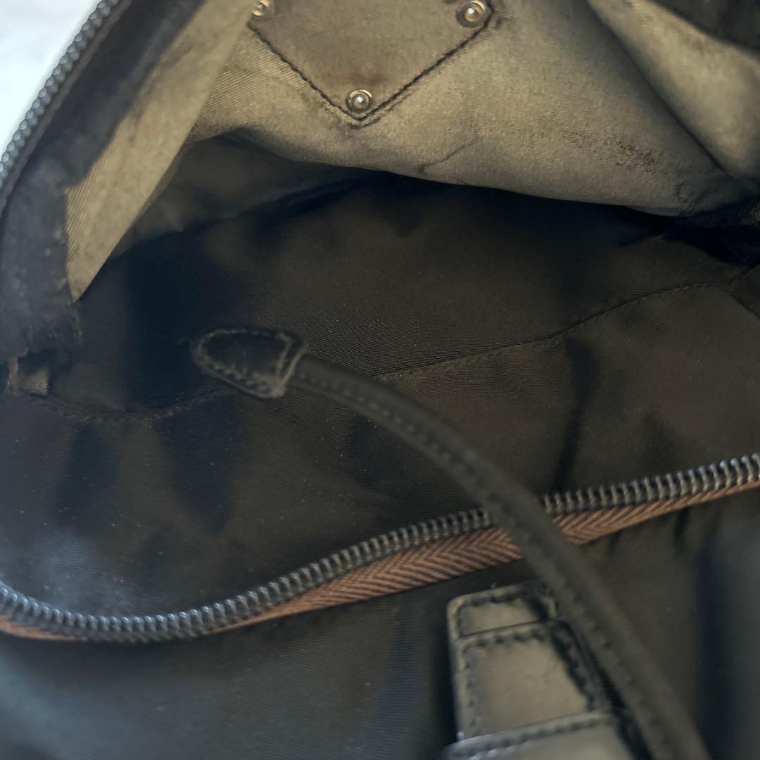 PRADA ブラック ナイロン バックパック　三角ロゴ