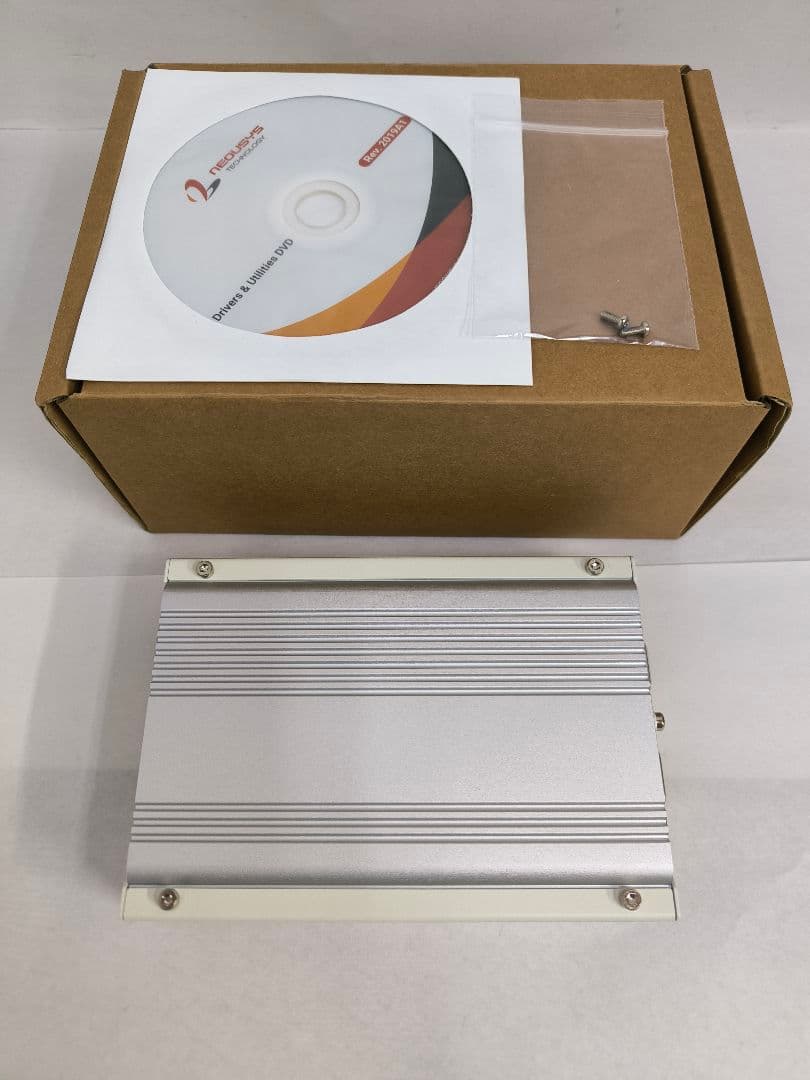 未使用 NEOUSYS POC-120 小型PC ファンレス 産業用