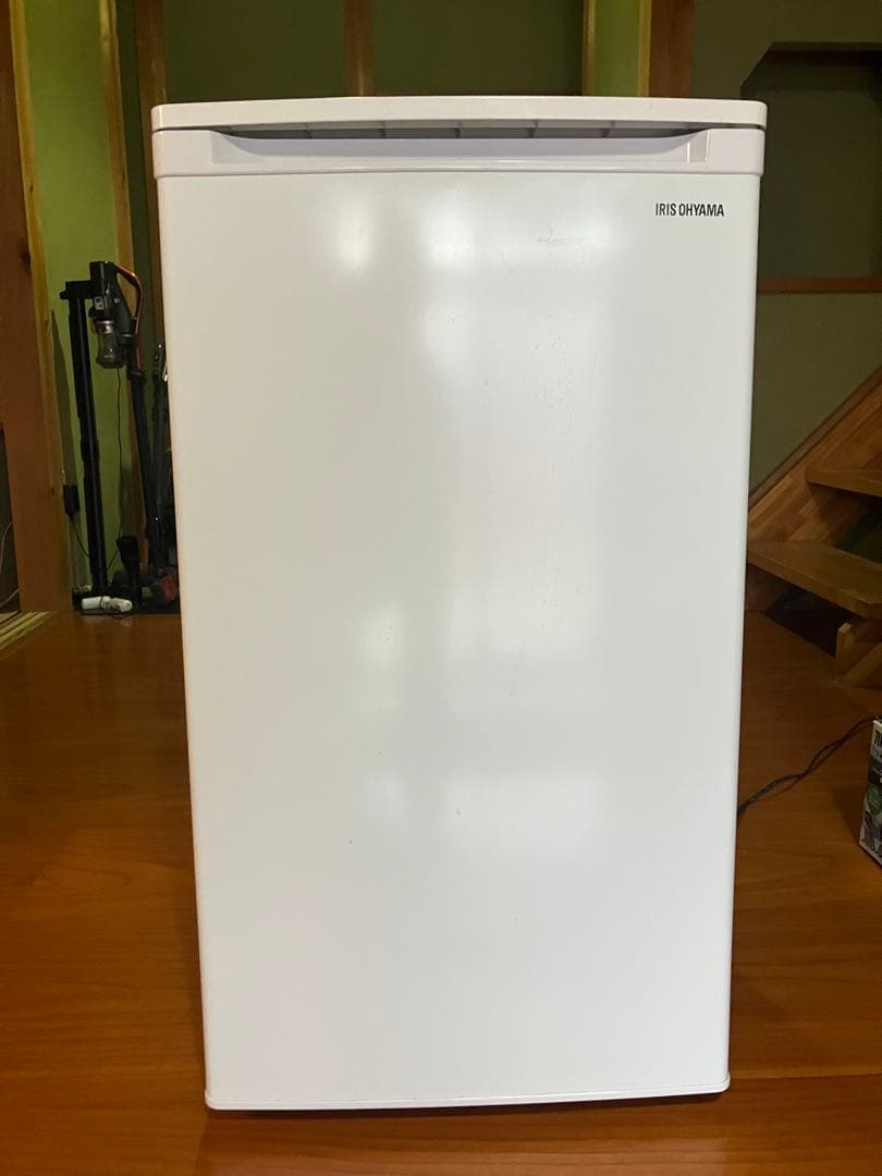 【美品、価格交渉有】IRIS OHYAMA ノンフロン冷凍庫 (容量60L)