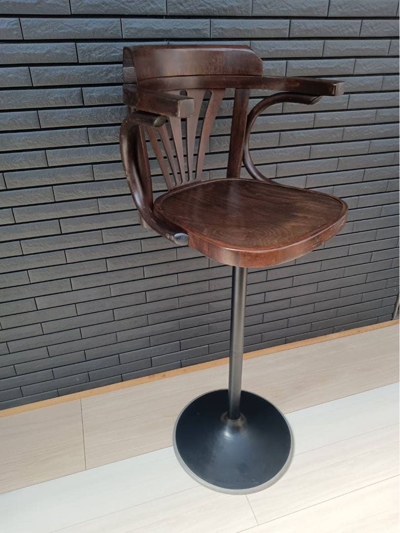 送料込み　アンティーク　ベントウッドチェア　カウンターチェア