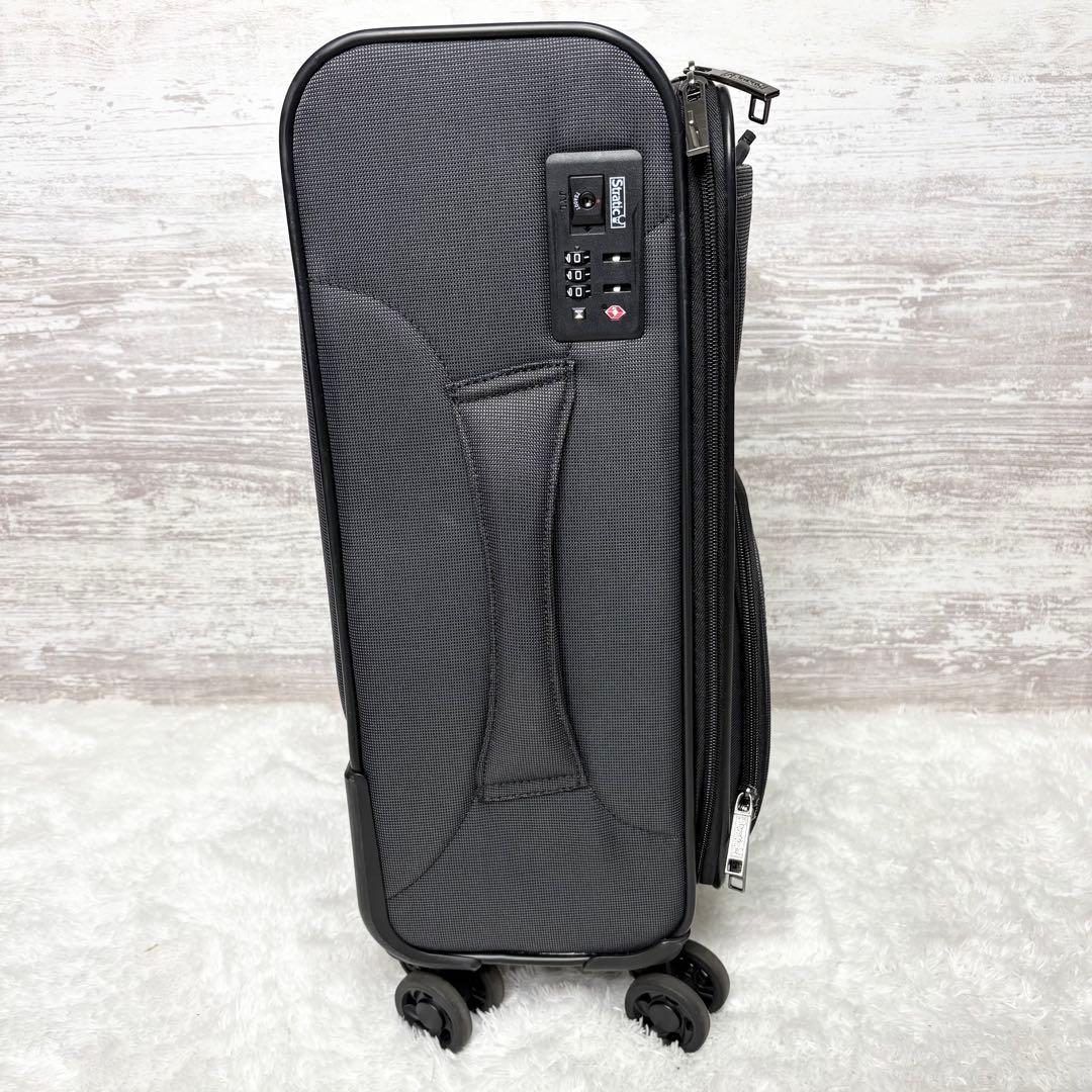 未使用級✨Stratic ストラテイック　軽量　スーツケース　40L