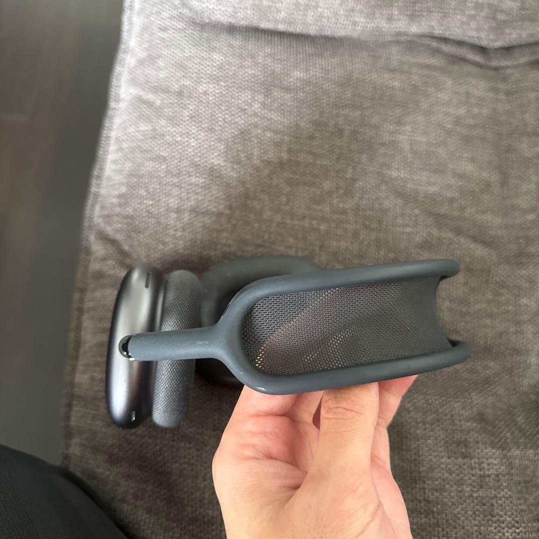 Apple AirPods Max ブラック犬に食われたおまけ付き