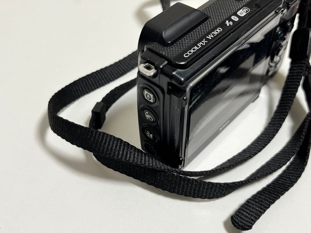 Nikon COOLPIX W300 防水デジタルカメラ