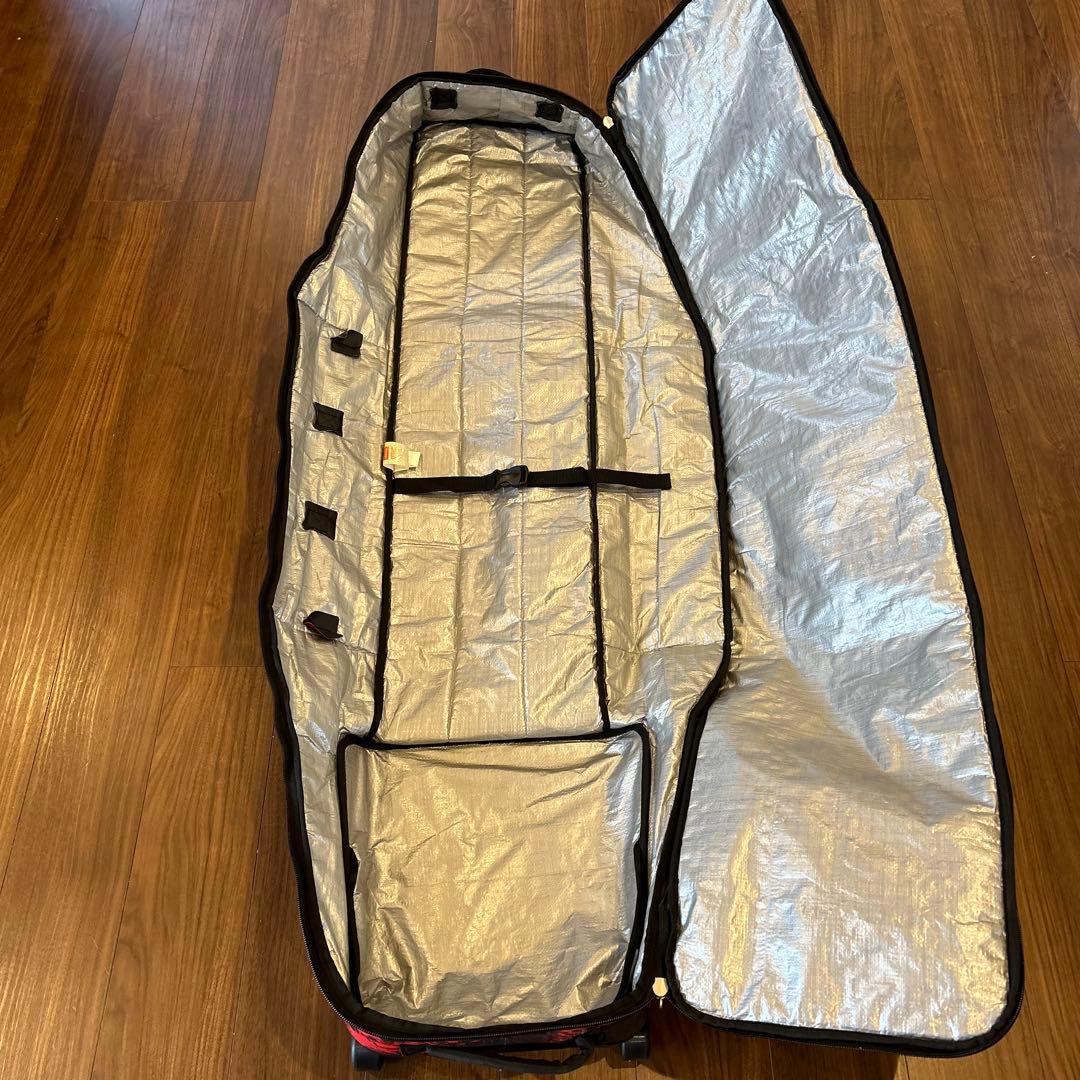 【美品】Burton スノーボードバッグ156キャスター付き 値下しました！