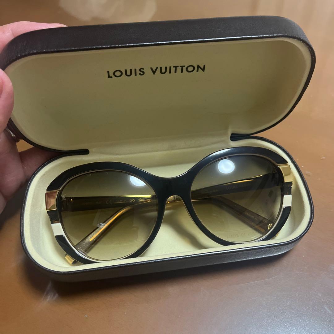 LOUIS VUITTON ラウンド型サングラス