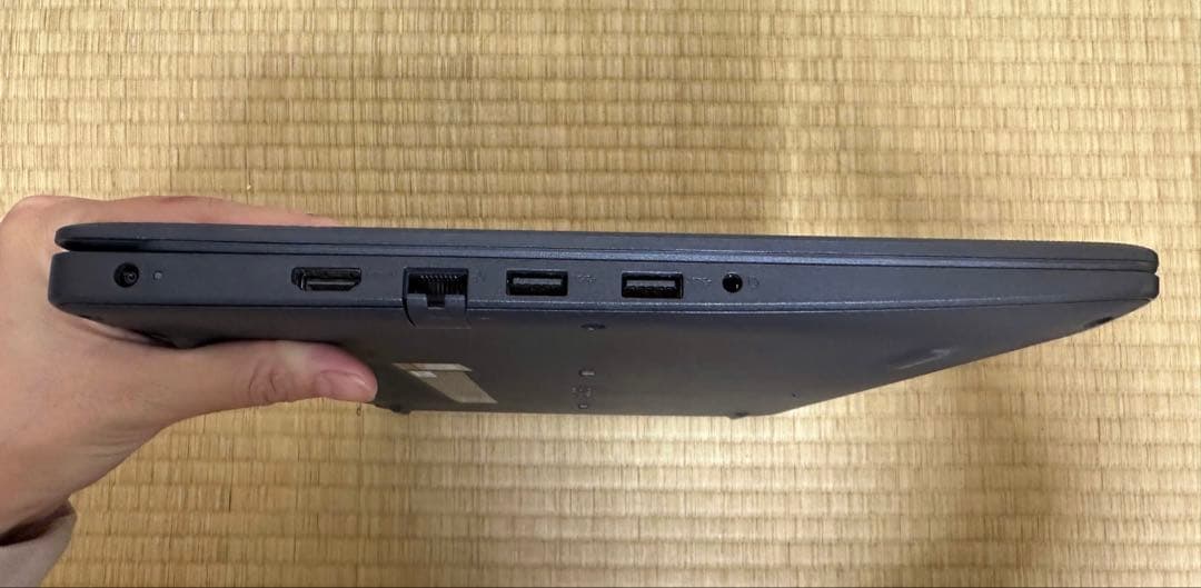 Dell Vostro 3400. Core i3-1115G4. メモリ8gb