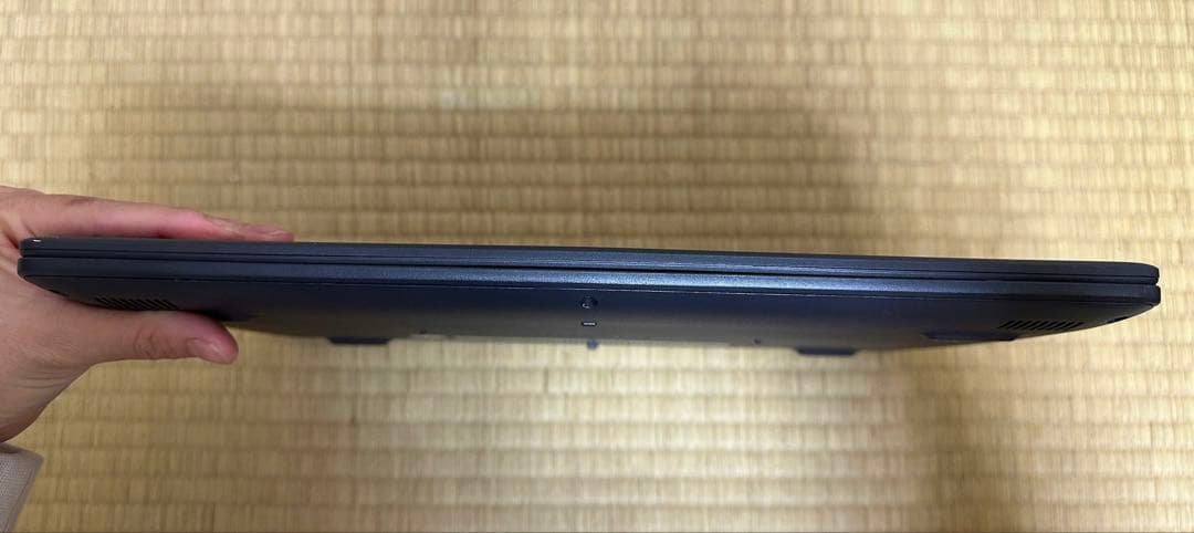 Dell Vostro 3400. Core i3-1115G4. メモリ8gb