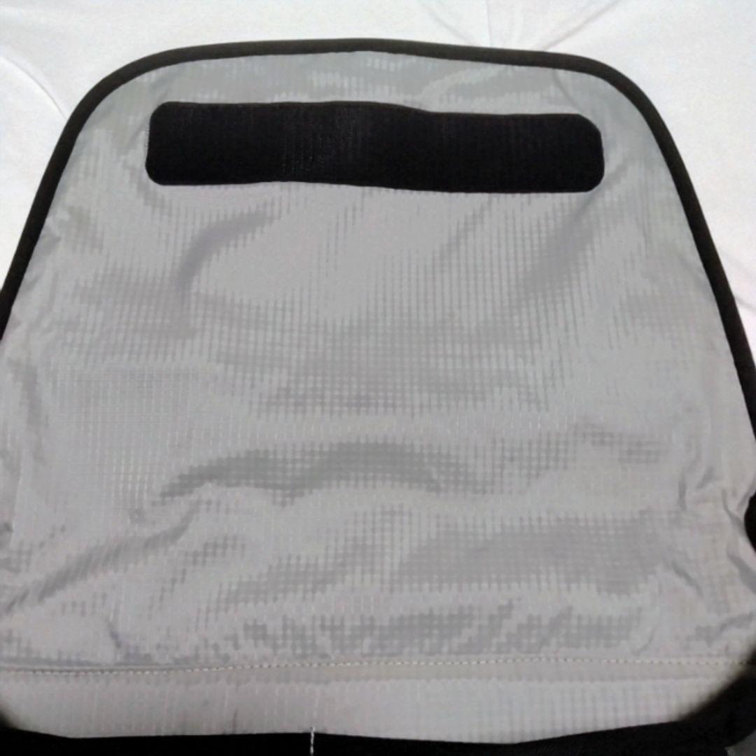 【極美品✨】モンベル メッセンジャーバック カメラバック 通勤 通学 A4収納可