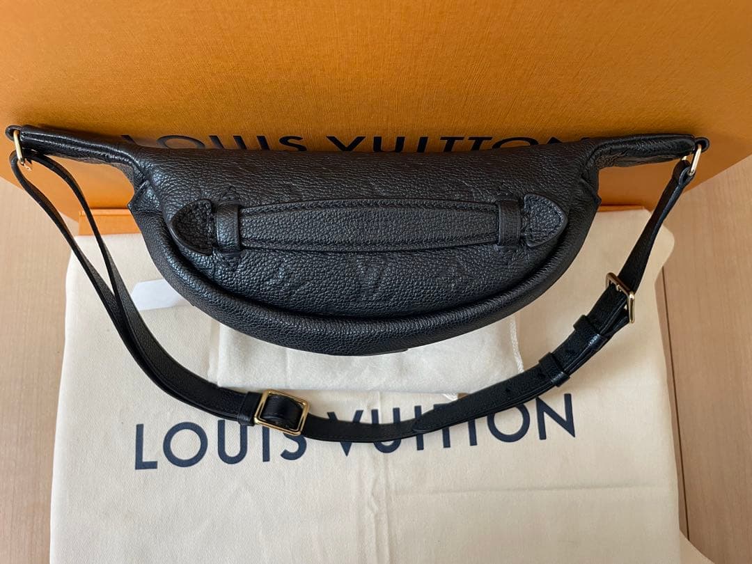 ルイヴィトン バムバッグ ボディバッグ アンプラント ノワール ブラック
