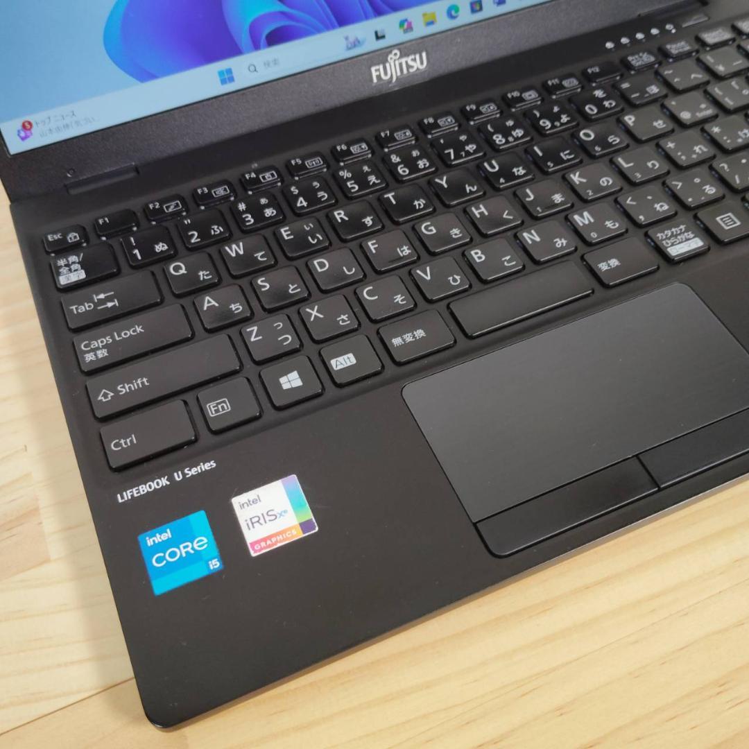 超美品 LIFEBOOK U9311 軽量800g 第11世代i5搭載 爆速 ②