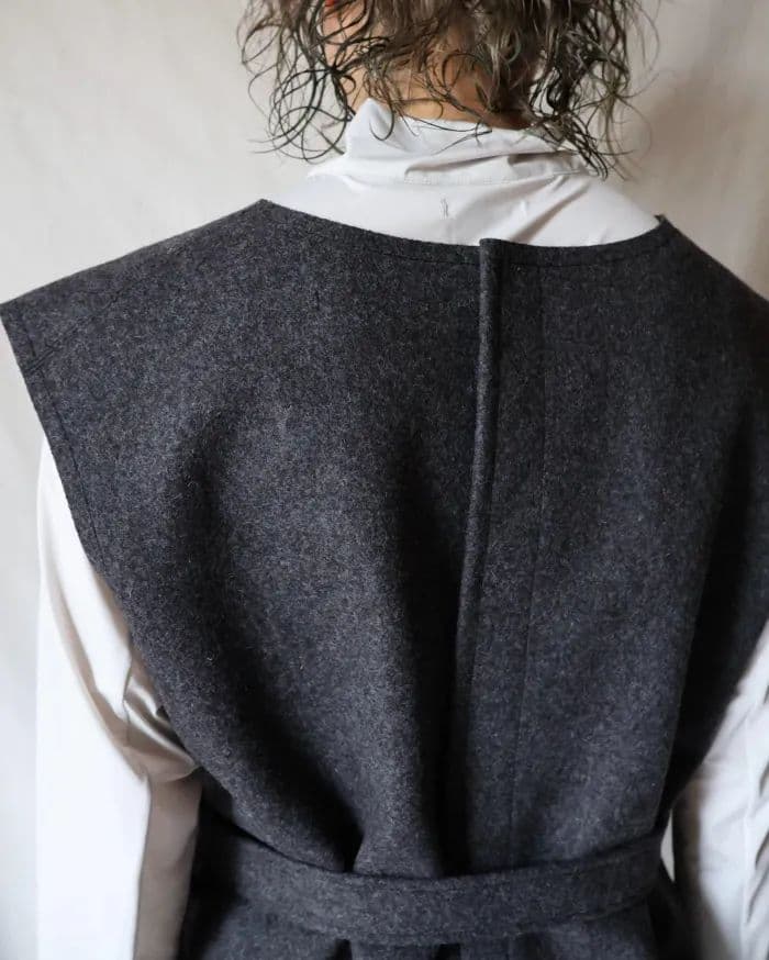 トップス FUMIKA UCHIDA FELT COSTUME TOP DARK GREY