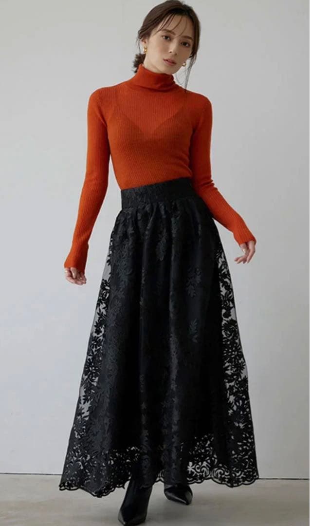 anuans アニュアンス　エンブロイダリーレースハイウエストタックスカート　S