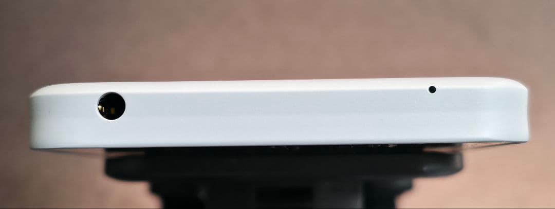 極美品 AQUOS wish3 64GB グリーン A302SH