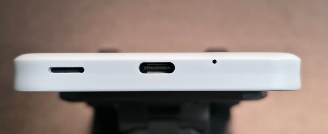 極美品 AQUOS wish3 64GB グリーン A302SH