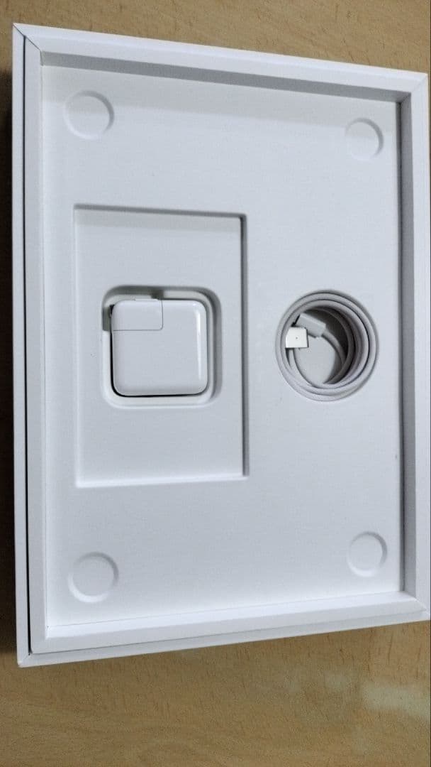 【美品】MacBook Air M2 16GB 256GB スターライト