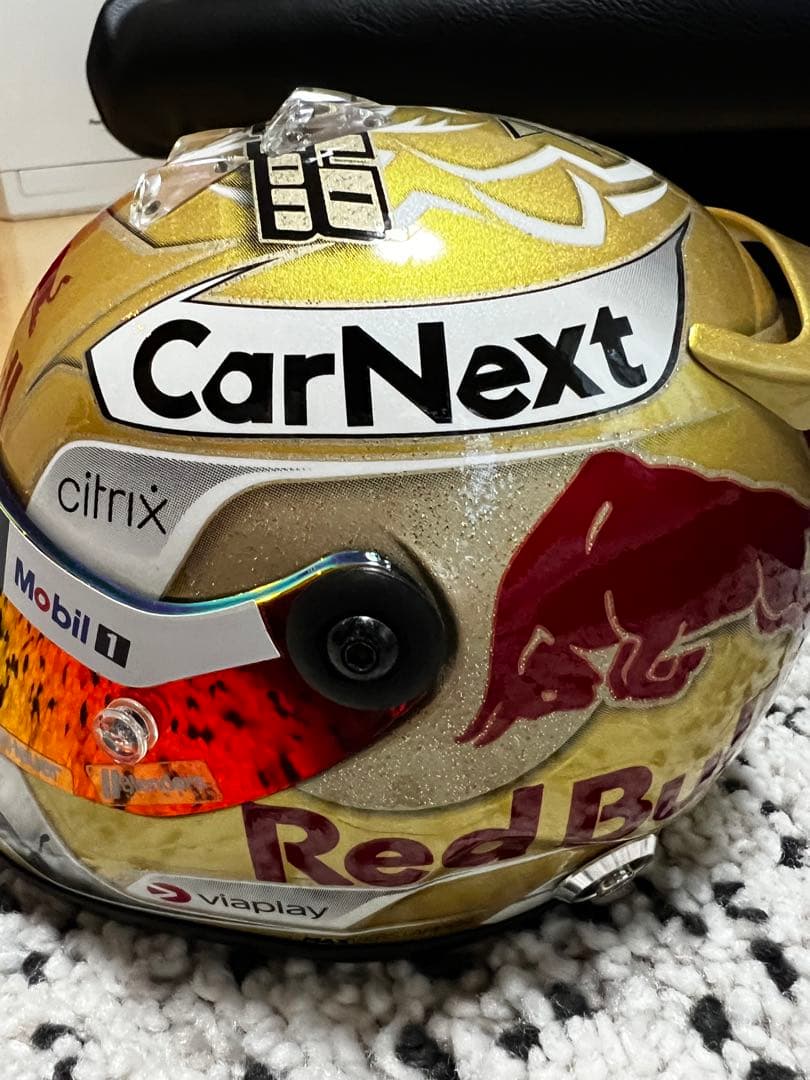 【AnyBuy】美品 1/2 マックス・フェルスタッペン 2022 Wチ