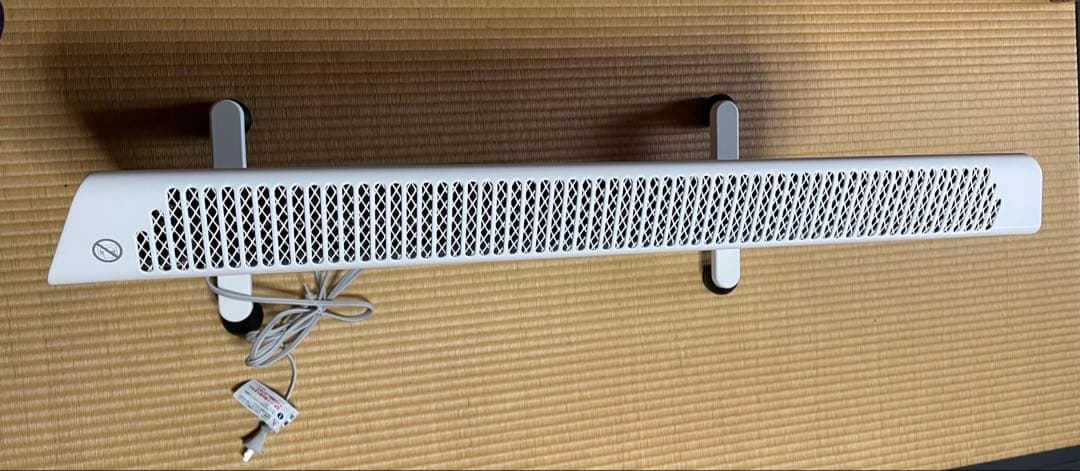 2024購入DeLonghi HXJ60L12-WH コンベクターヒーター