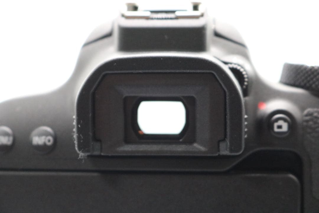 ボディほぼ新品 【Canon EOS Kiss X9i ダブルレンズセット】