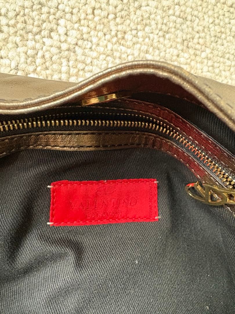 VALENTINOヴァレンティノ ショルダー　バック　ブロンズ　リボン