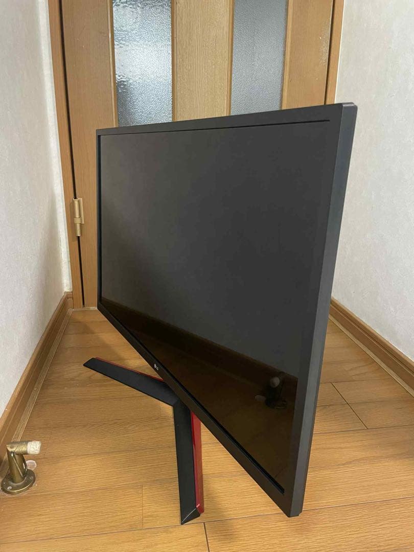 LG31.5型アームスタンド液晶モニター