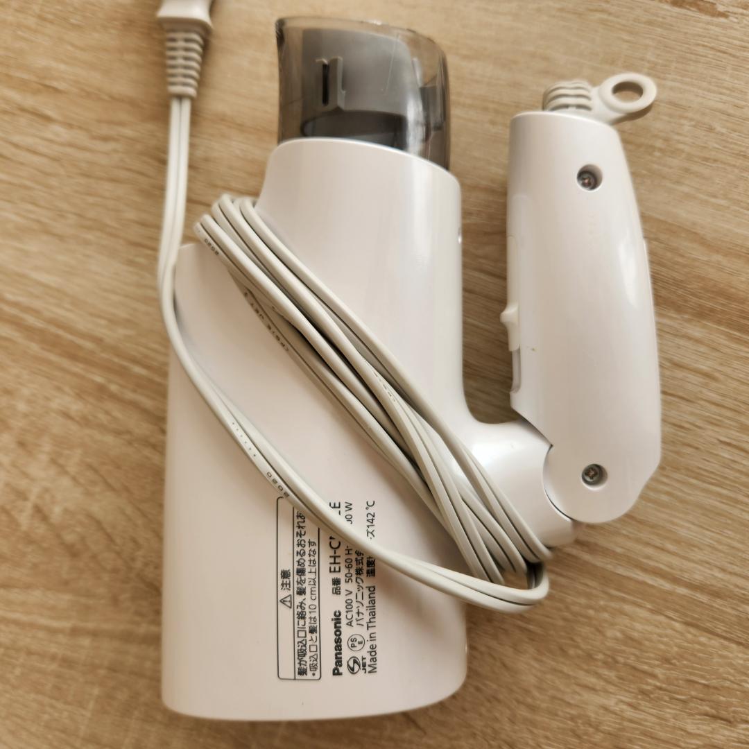 半額！パナソニック ヘヤードライヤーナノケア ホワイト