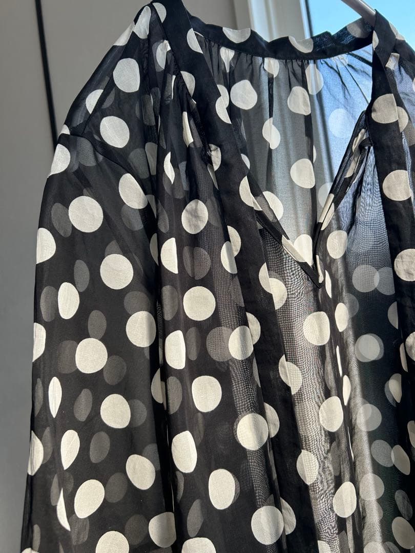 タグ付き♡TOMORROWLAND ドットオーガンジー ボウタイブラウス