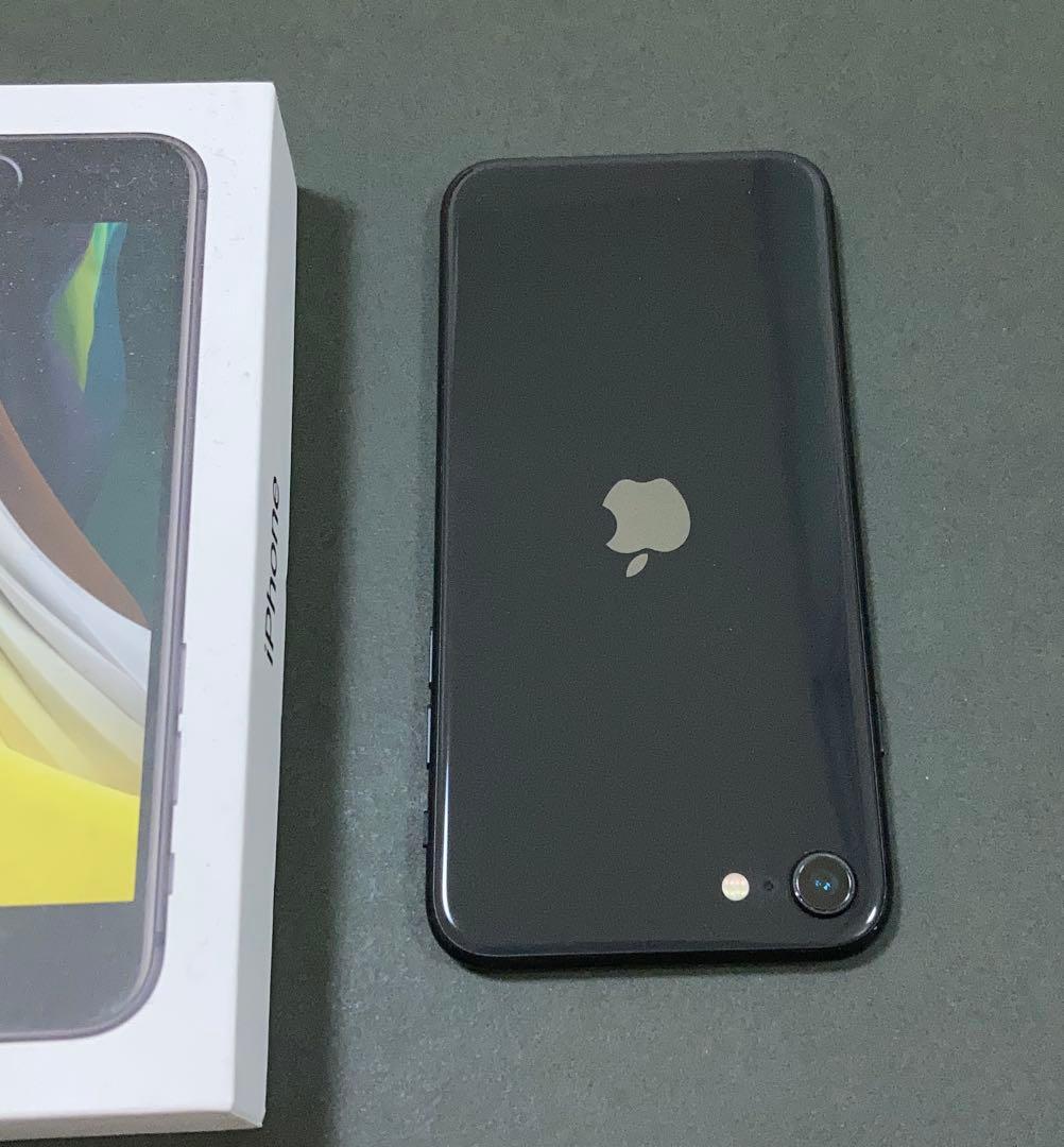 【極美品】iPhone se2本体 64GB ブラック