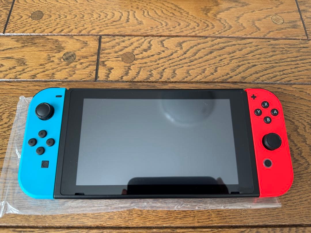 Nintendo ニンテンドー Switch 本体　スイッチ