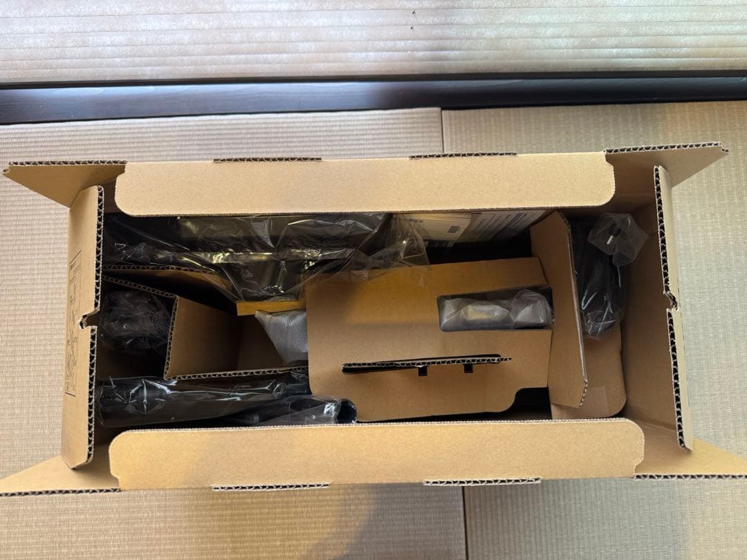 新品未使用　掃除機　日立　ラクかるスティック