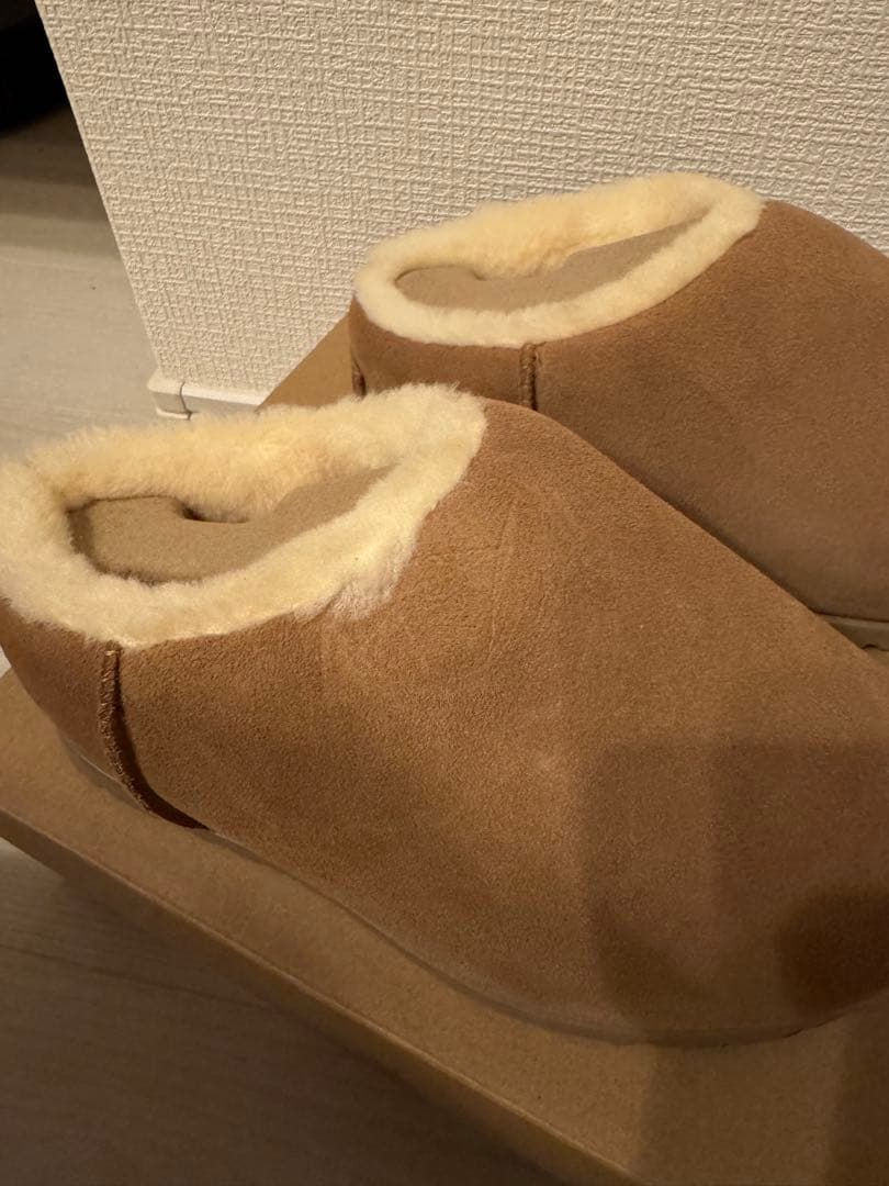 アグ　UGG Pumped Slide