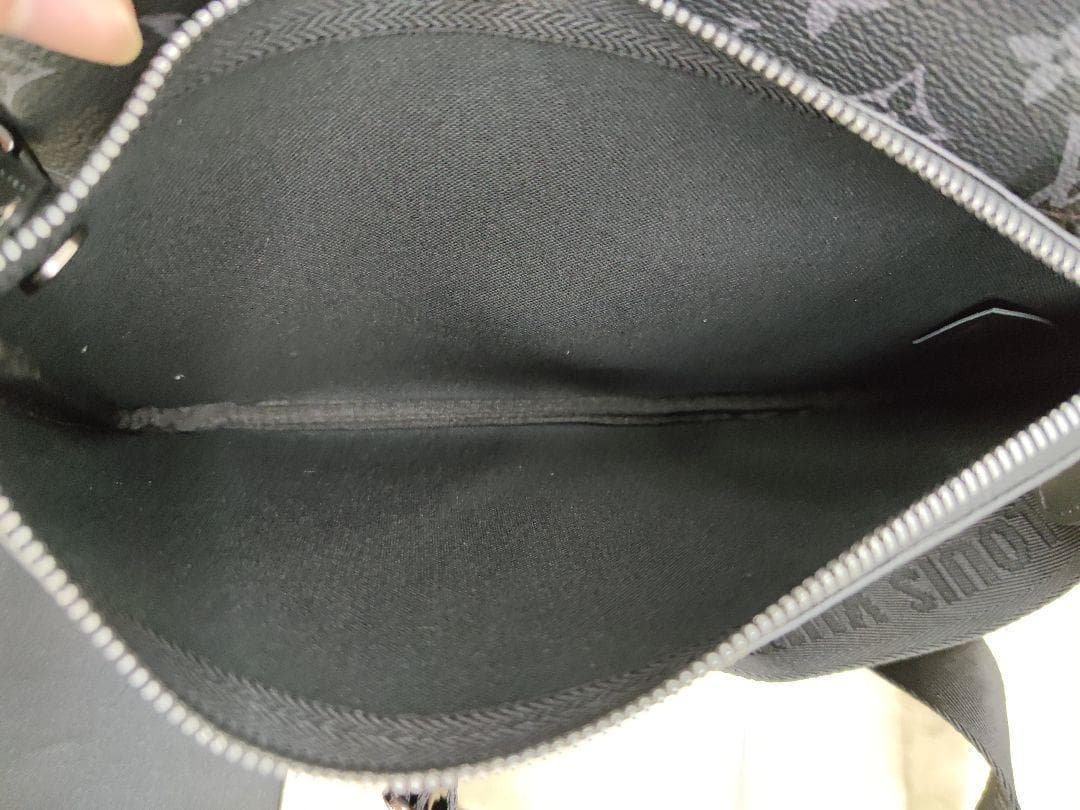 トリオメッセンジャー　ショルダー