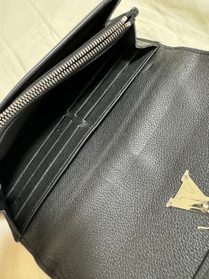 LOUIS VUITTON 財布