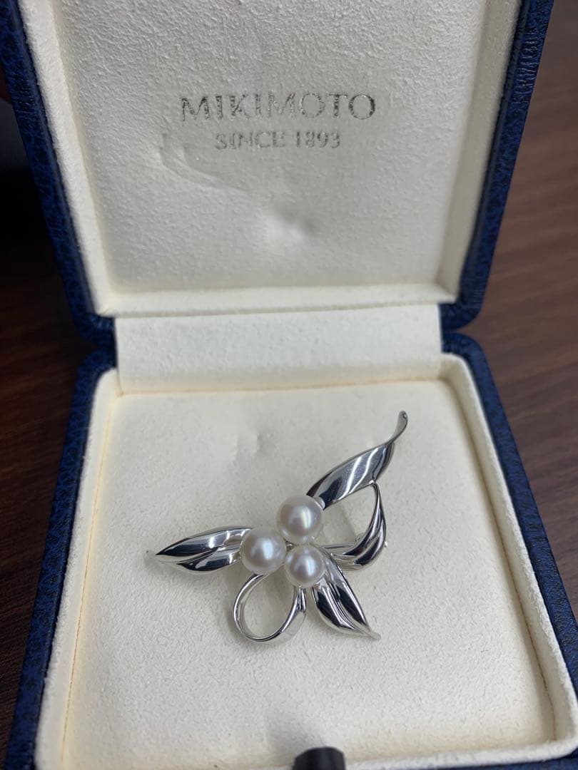 MIKIMOTO 蝶の形ブローチ 真珠付き