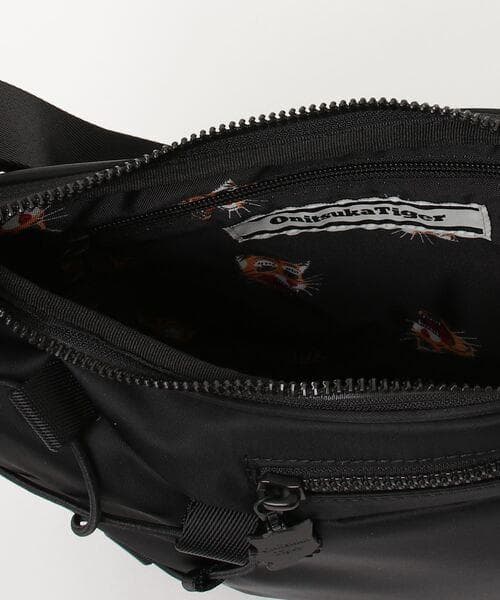 オニツカタイガー スモールメッセンジャーバッグ　新品　未開封　ブラック