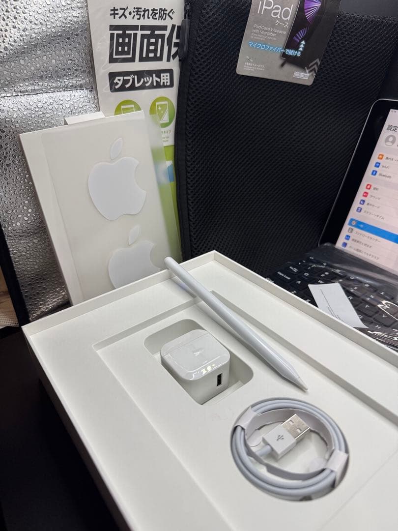 100%新品同様ipad第9世代お絵かきキーボードペンシルipadOS26対応