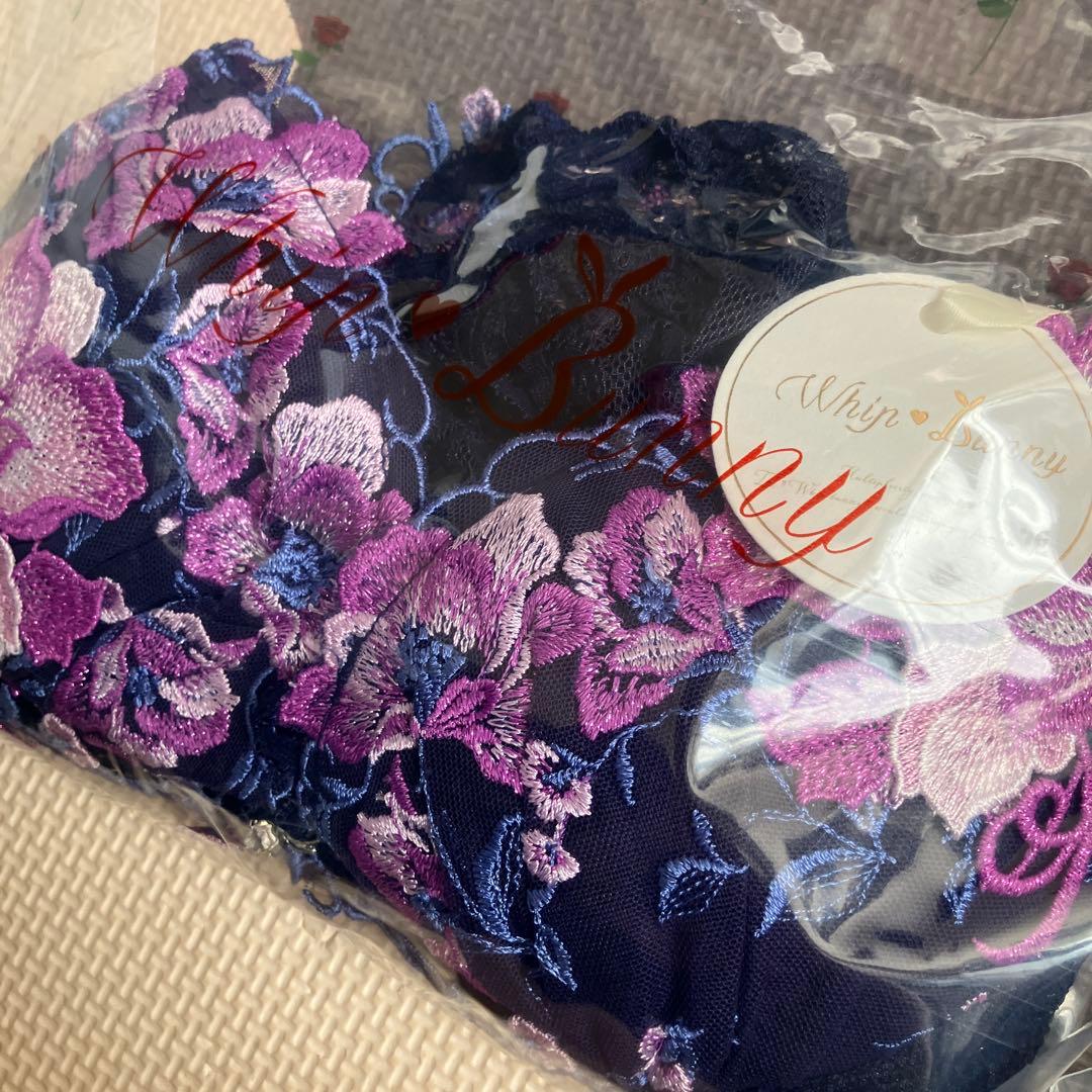 Whip Bunny ブラジャーショーツ3点セット Ｅ65