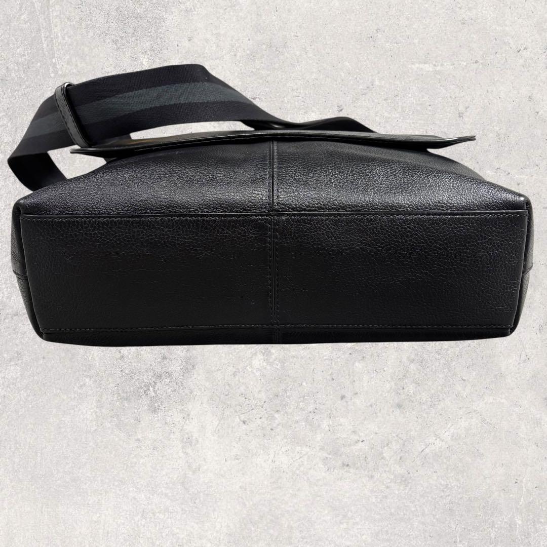 えびふらいCOACH チャールズ メッセンジャーバッグ シボ革黒 A4