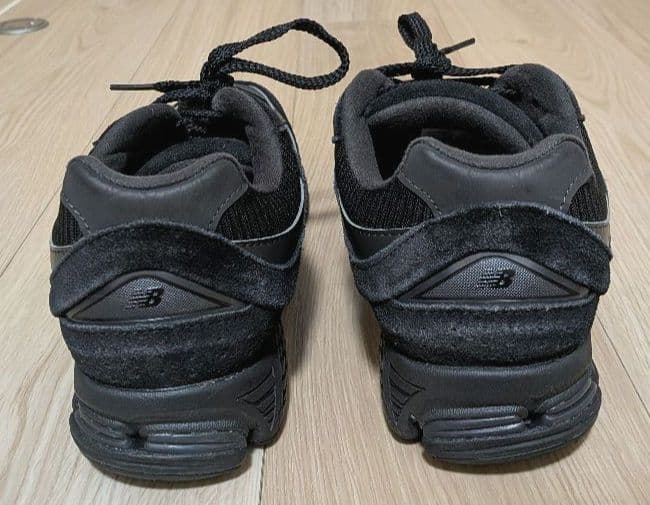 New Balance 　ニューバランス　U2002RBL BLACK