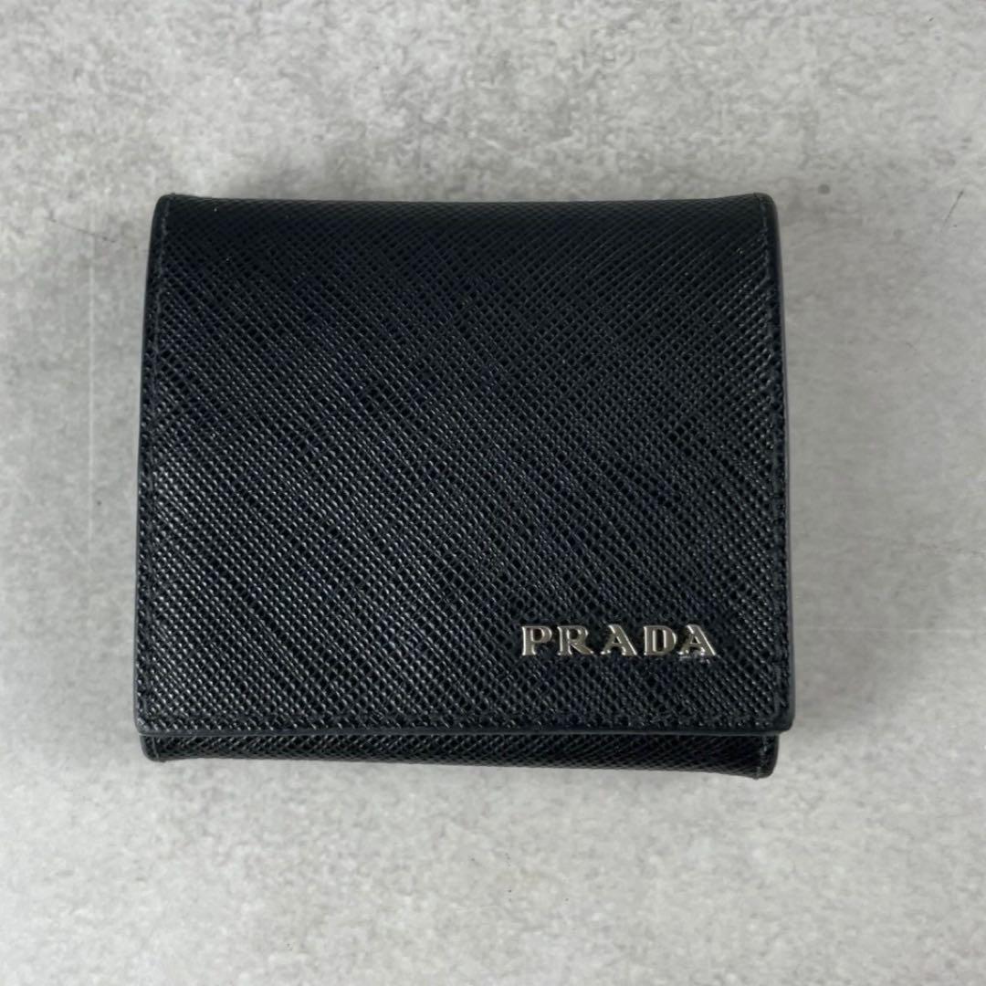 【未使用級】プラダ ケース ロゴ 金具 サフィアーノレザー ブラック 黒