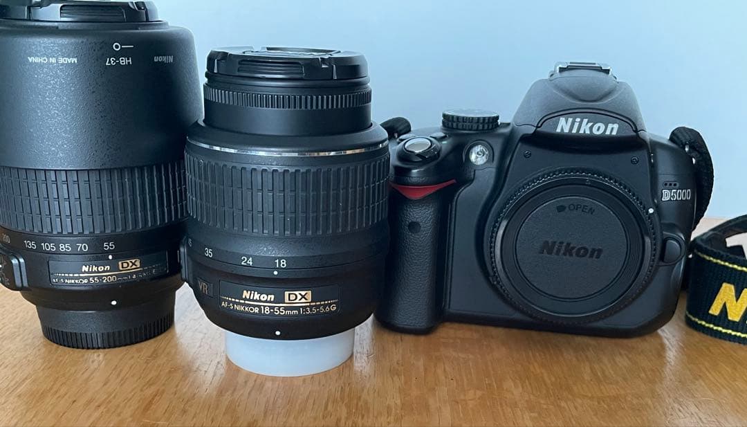 【値下げ中】Nikon D5000 一眼レフ カメラ　ダブルレンズセット