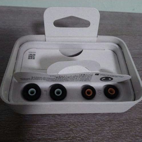 SONY WF-1000XM4 ソニー　イヤホン