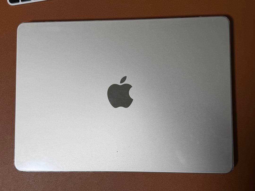 【美品】MacBook Air M2 24GB/1TB カスタムモデル