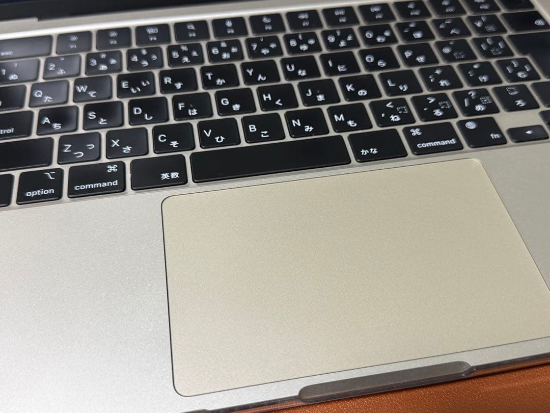 【美品】MacBook Air M2 24GB/1TB カスタムモデル