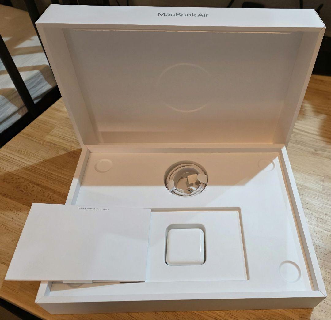 【新品同様】MacBook Air/13インチ/M4/16GB/512GB