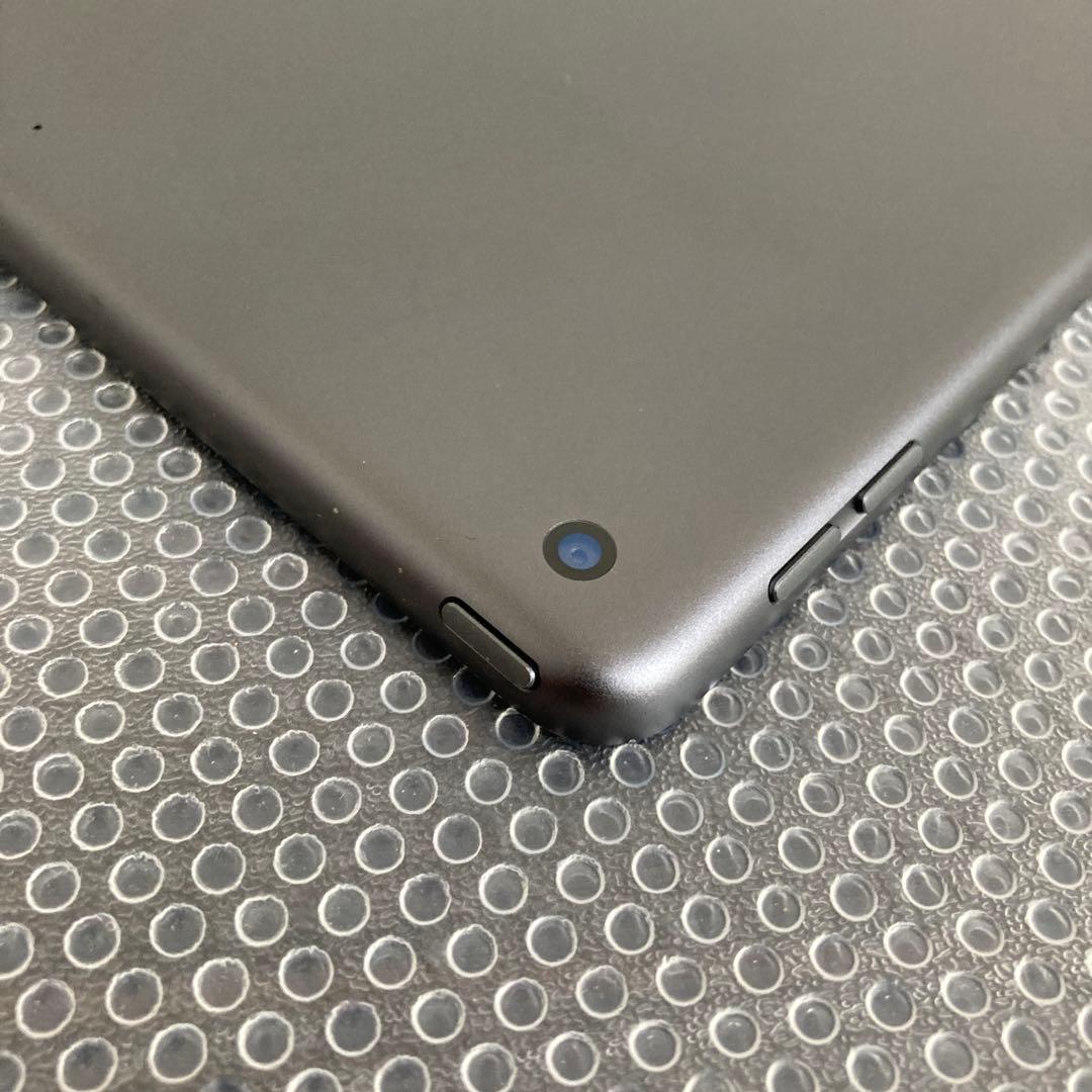 3173【早い者勝ち】iPad7 第7世代 32GB WIFIモデル☆