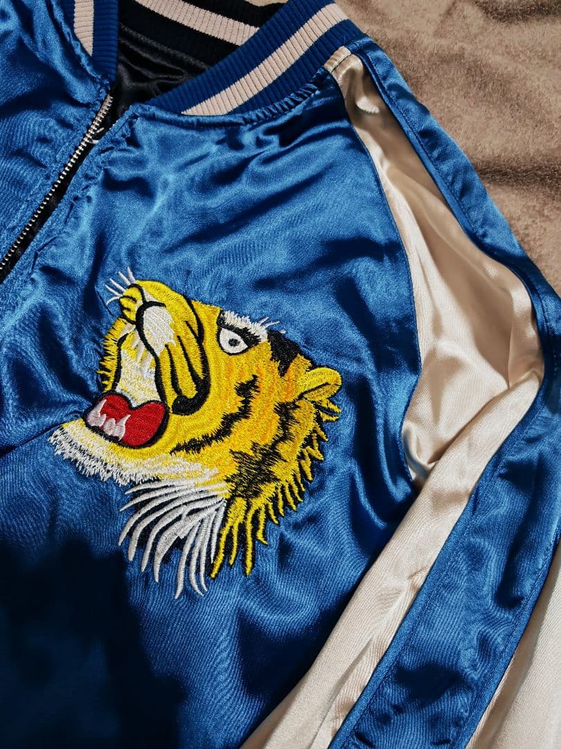 JAPANESQUE 美品 ２面用 虎ワシ 日本限定 スカジャン vintage