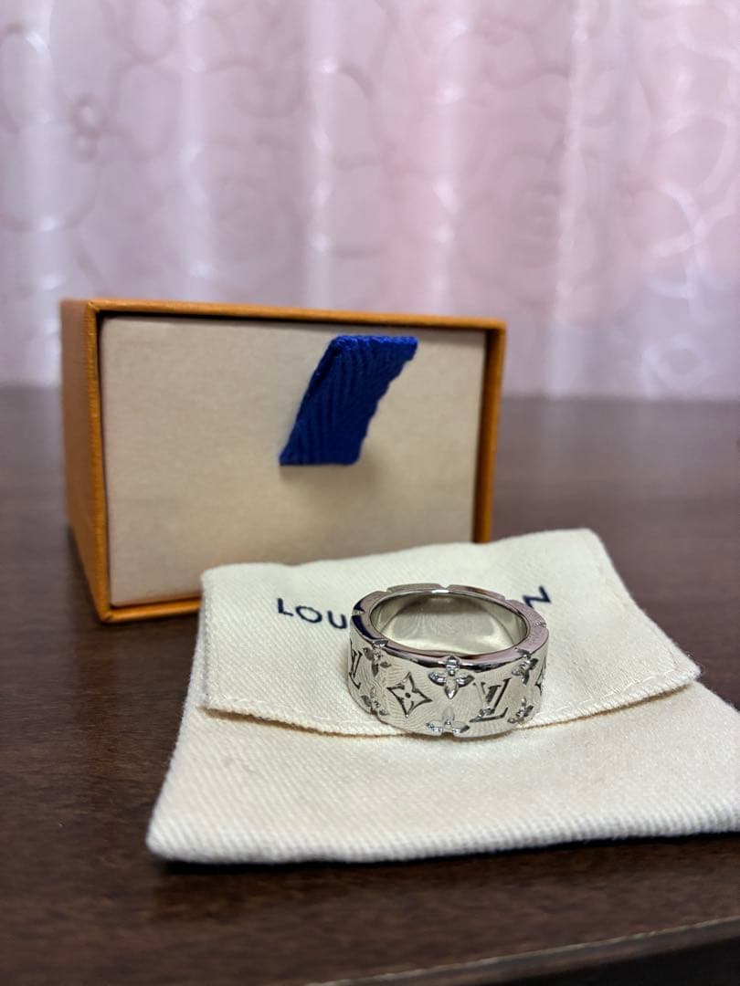 VUITTON 指輪 メンズ